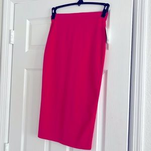 NEW Body con skirt with skip detail
